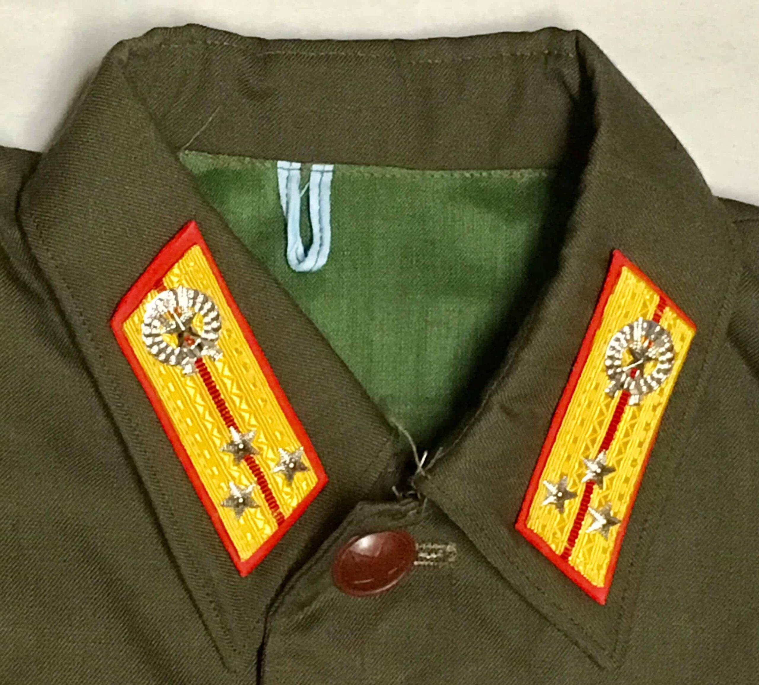 North Korean Infantry Senior Lt Field Uniform and Cap - Image 6