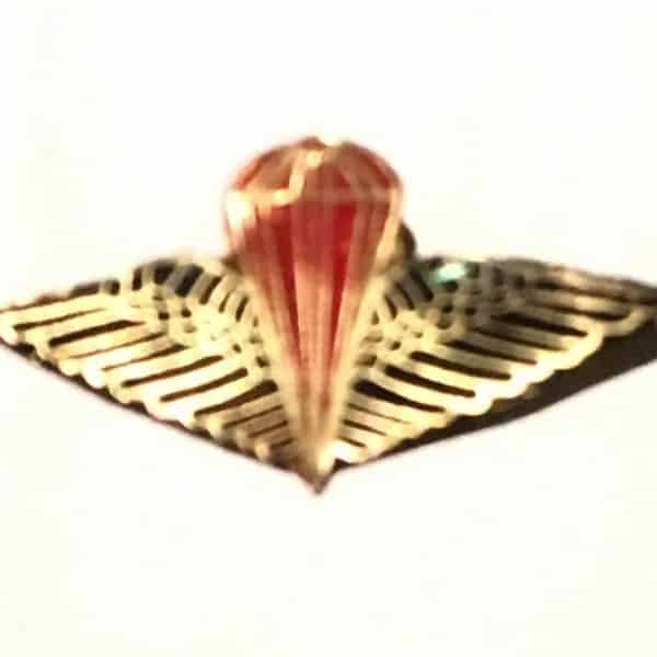 Iraqi Paratrooper Beret Badge Red and Black