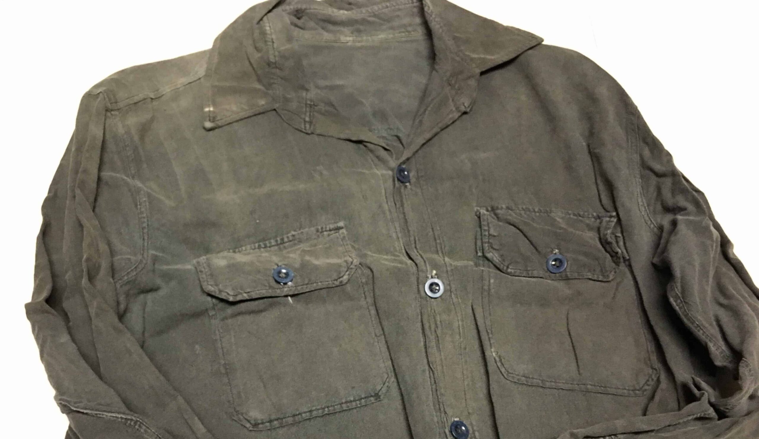 Viet Cong Main Force Uniform Black with Blue Buttons - Image 2