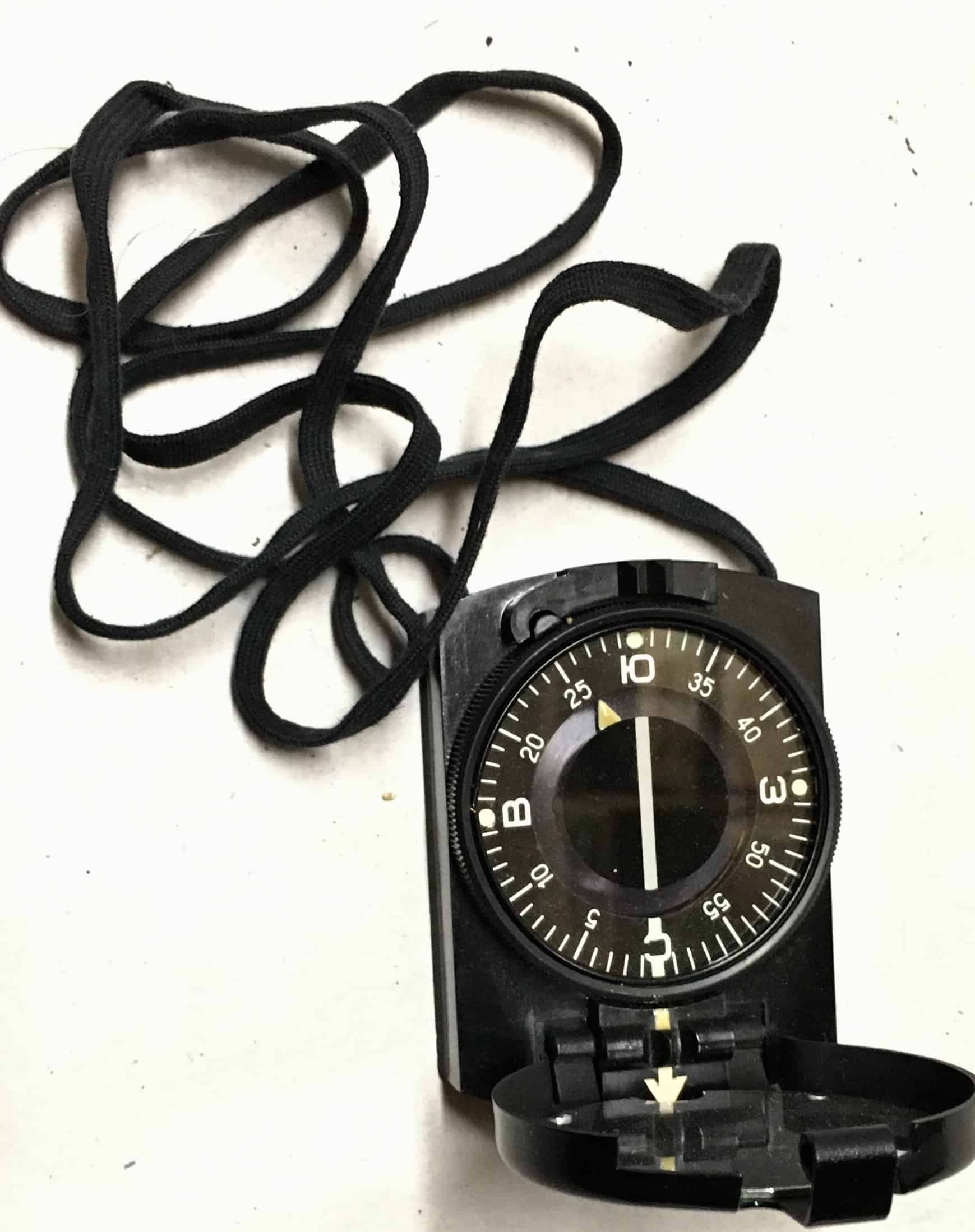 North Vietnamese Viet Cong Officer's Soviet Made Plastic Compass with Lanyard - Image 2