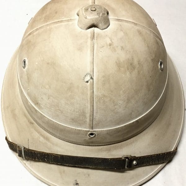 North Vietnamese Navy 3rd Generation Cardboard Sun Helmet - Named to Diang