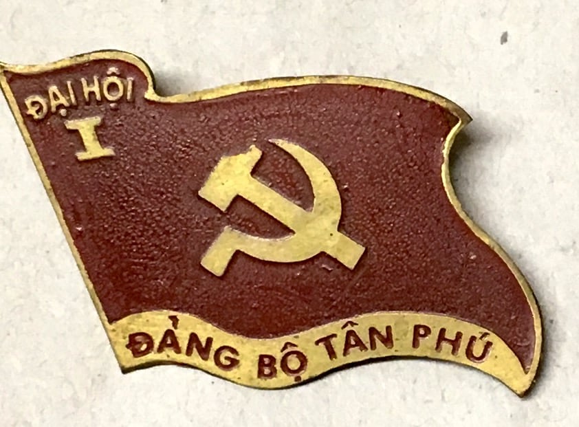 North Vietnamese Army Communist Flag Badge