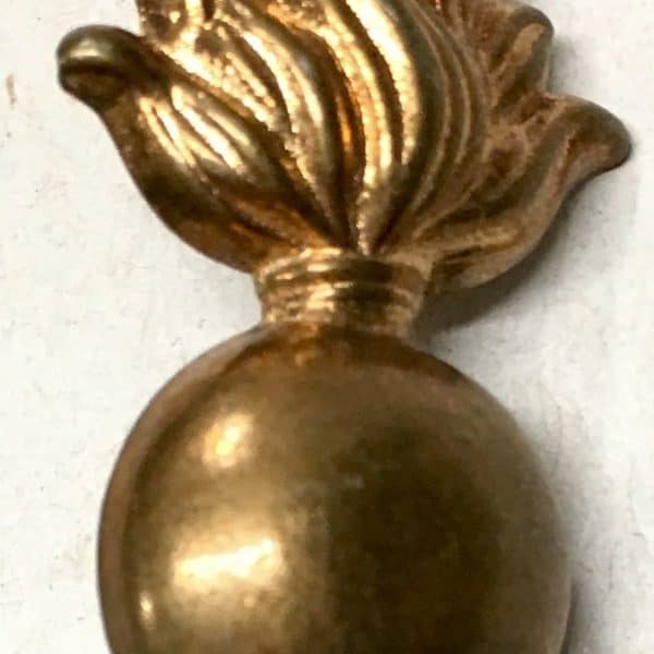 Iraqi Army Branch Insignia Desert Storm Pair Artillery