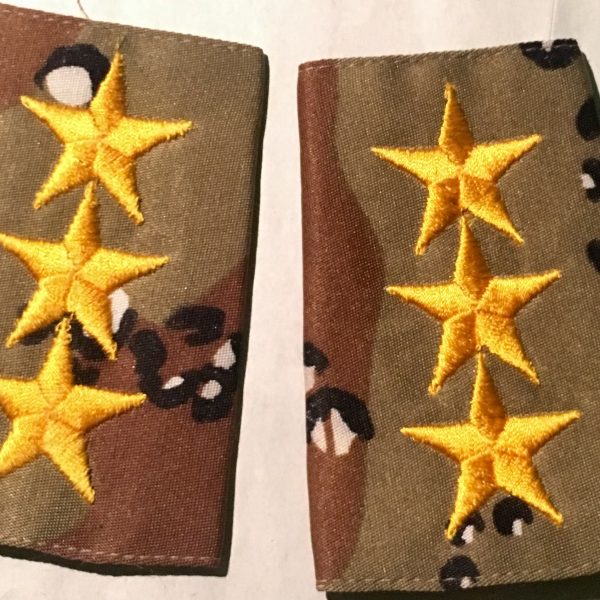 Iraqi Slip on Shoulder Boards Desert Camouflage - Captain