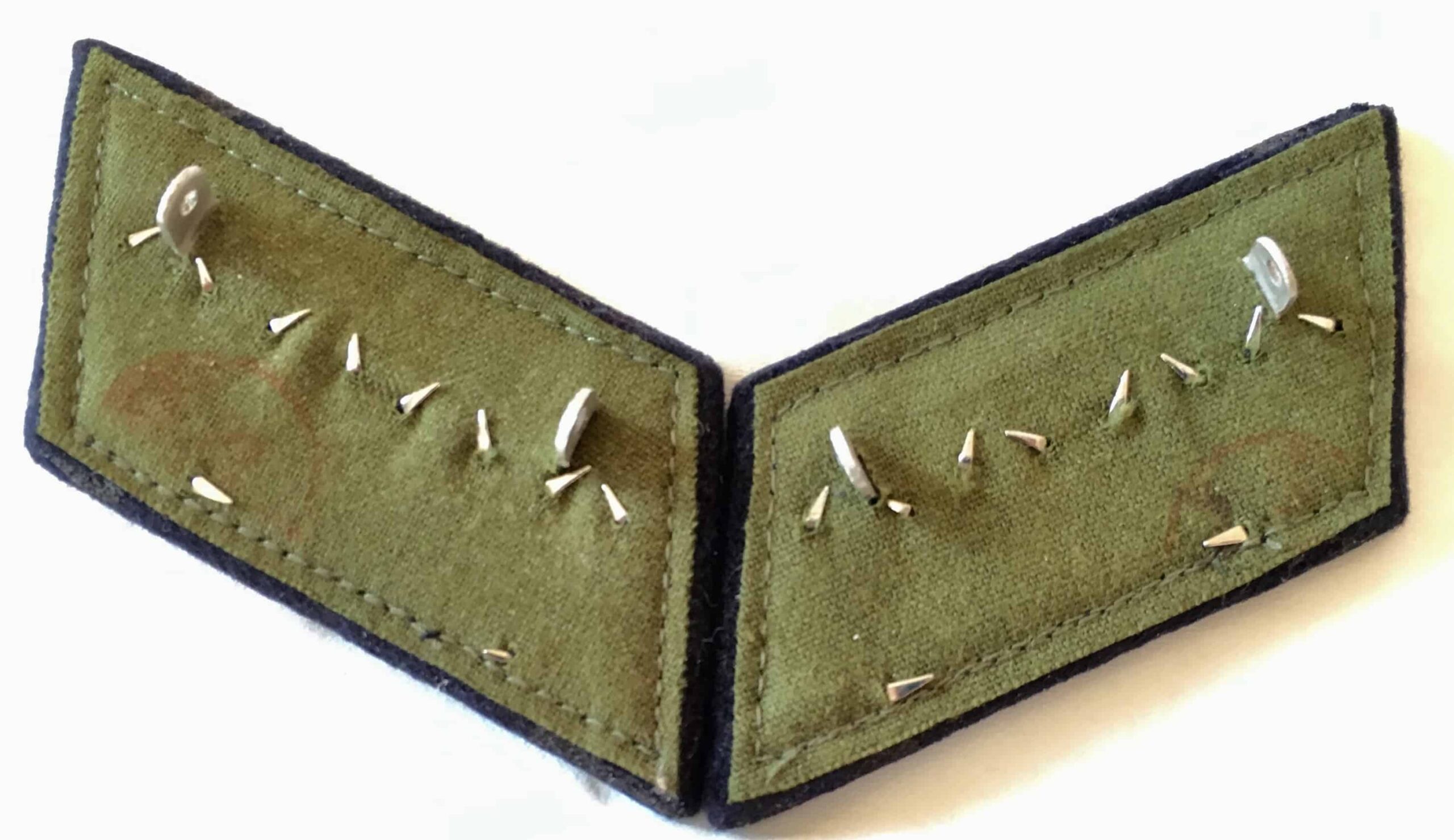 North Vietnamese Air Force Senior Captain Collar Tabs - Image 2