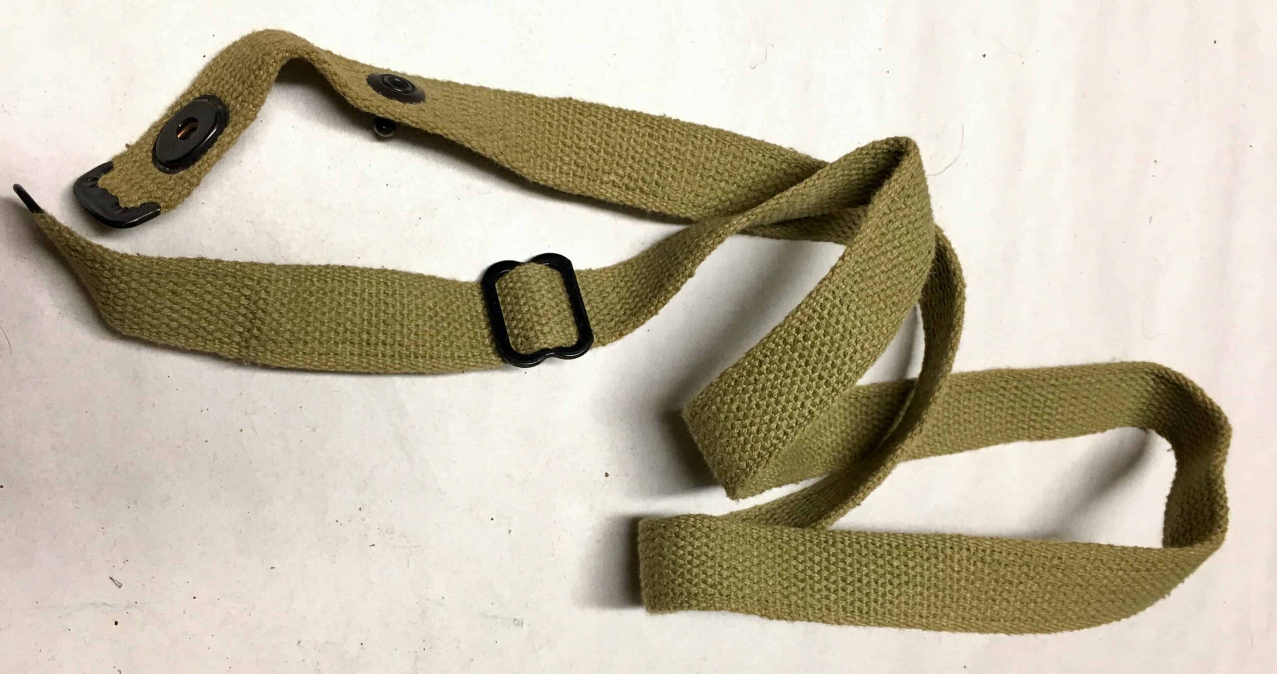 US WWII M1 Carbine Sling with C Clip Tip - Image 2