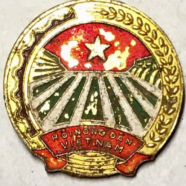 North Vietnamese Cap Badge