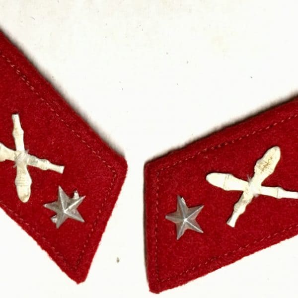 North Vietnamese Army Collar Tabs Private Artillery