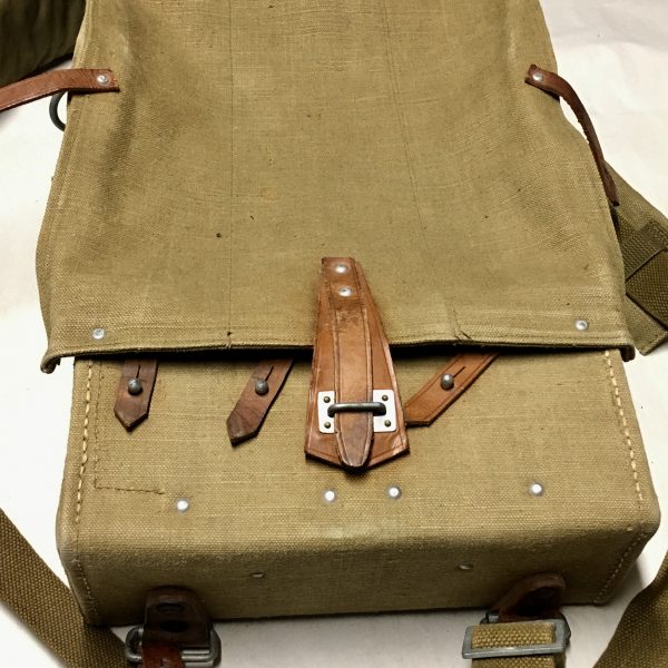 ChiCom North Vietnamese Army Viet Cong B-40 RPG-2 Rocket Pack
