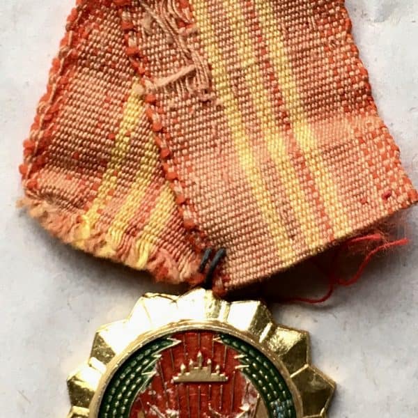 Khmer Cambodian Medal Order Crossed Rifles and Sword