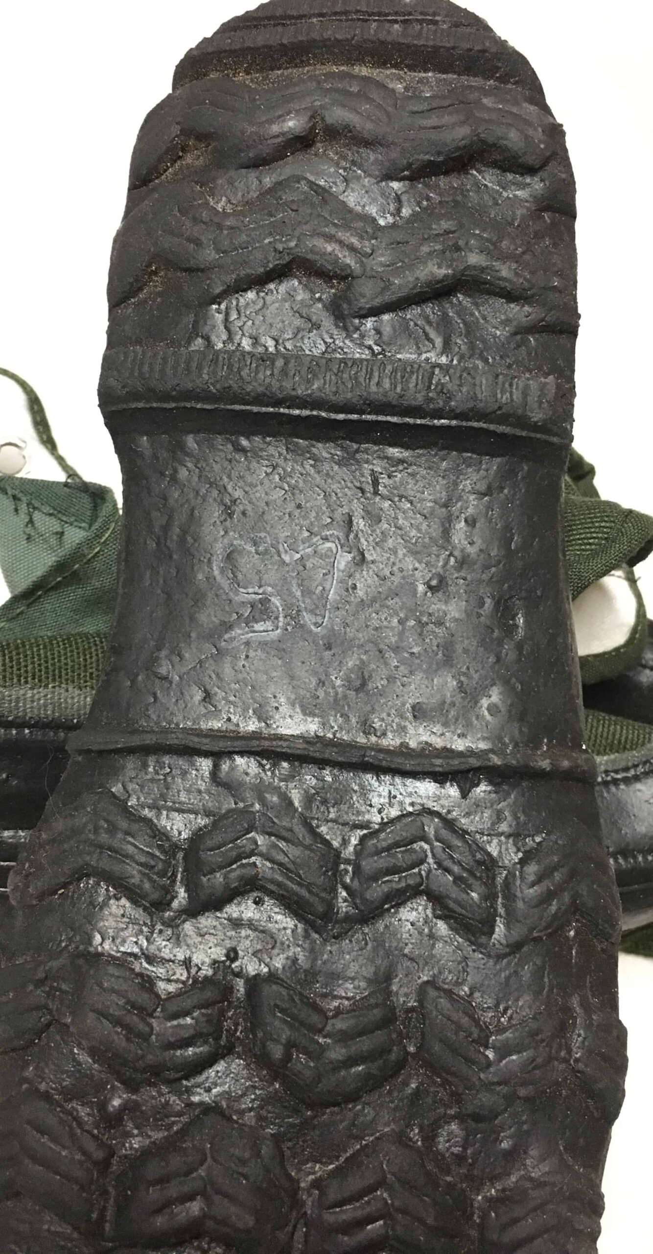 North Korean Army Summer Shoes - Image 2