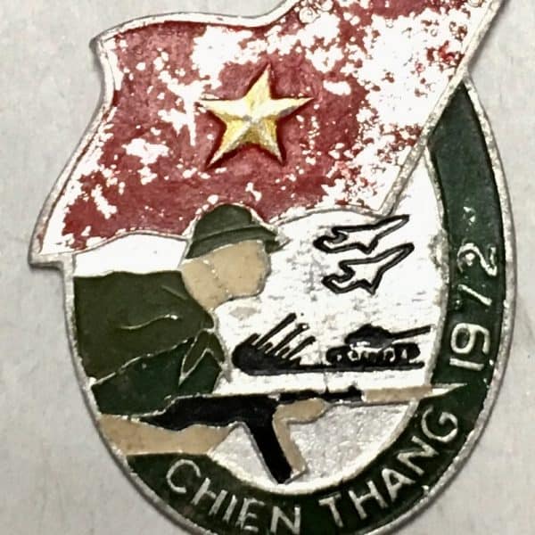 North Vietnamese Army Campaign Badge - 1972 Easter Offensive