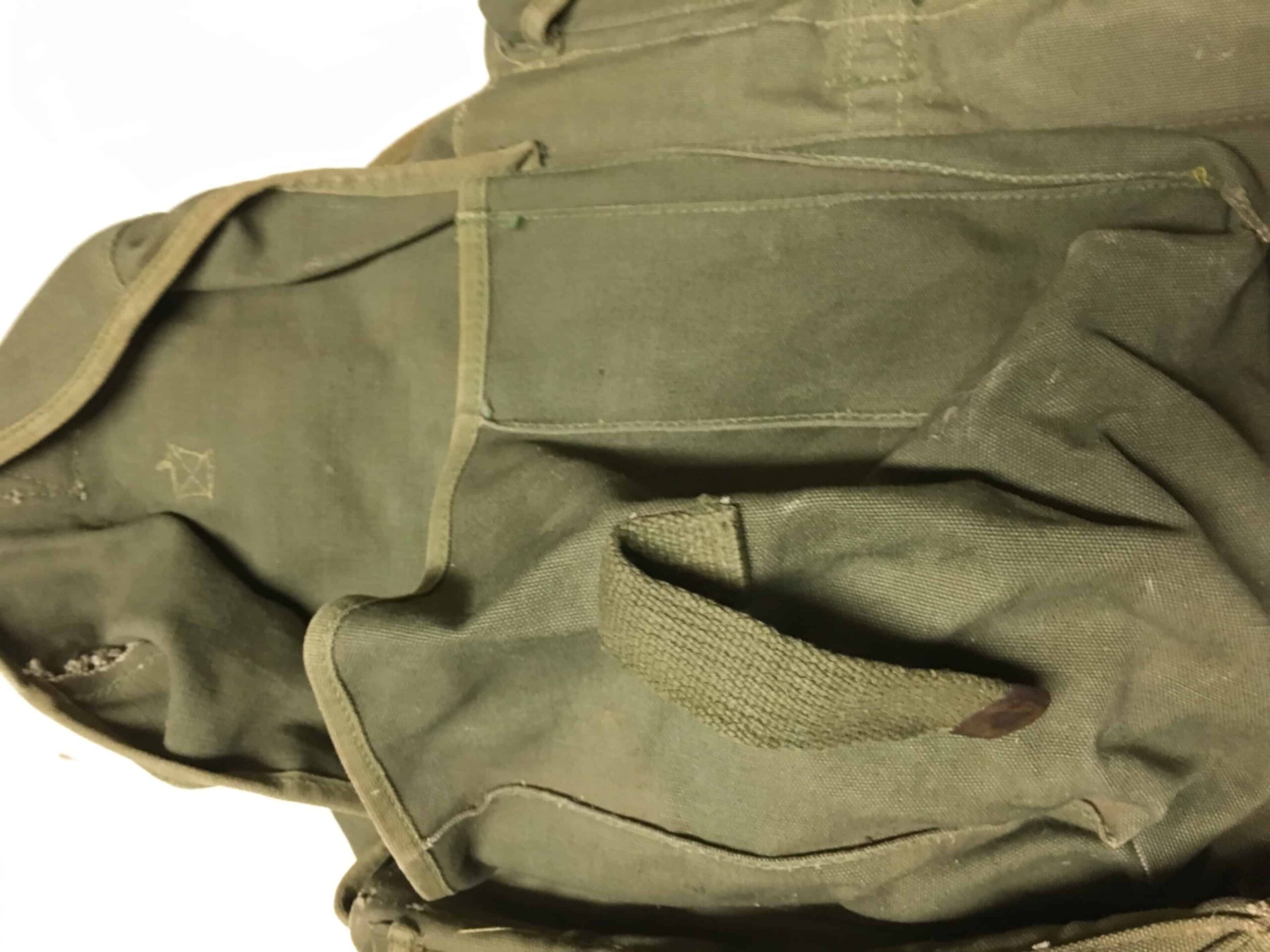 US Army Korean War Airborne Medic's Aid Bag - Image 2