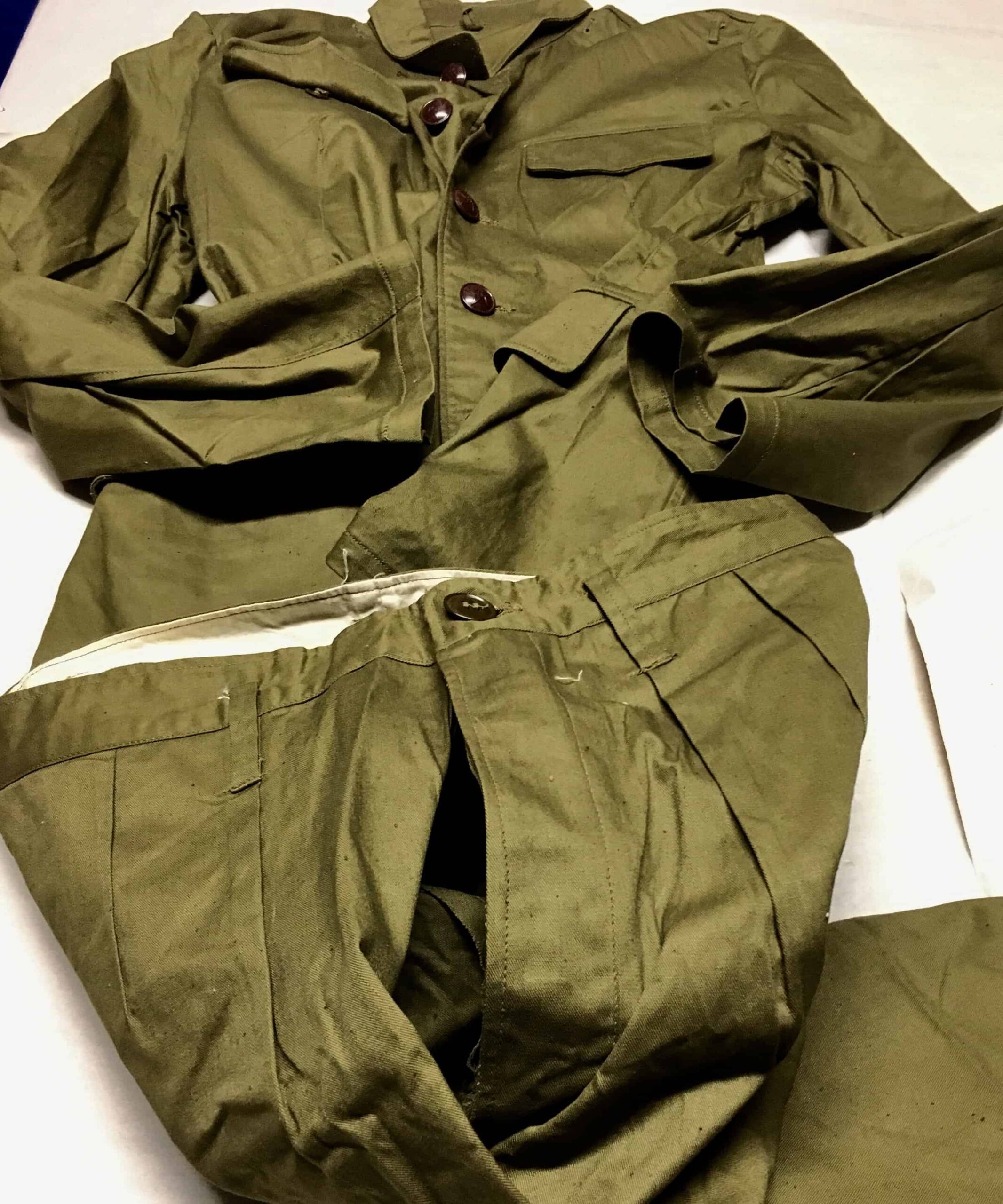 ChiCom Officer's Olive Brown Uniform 1958 with PLA 8-1 Buttons
