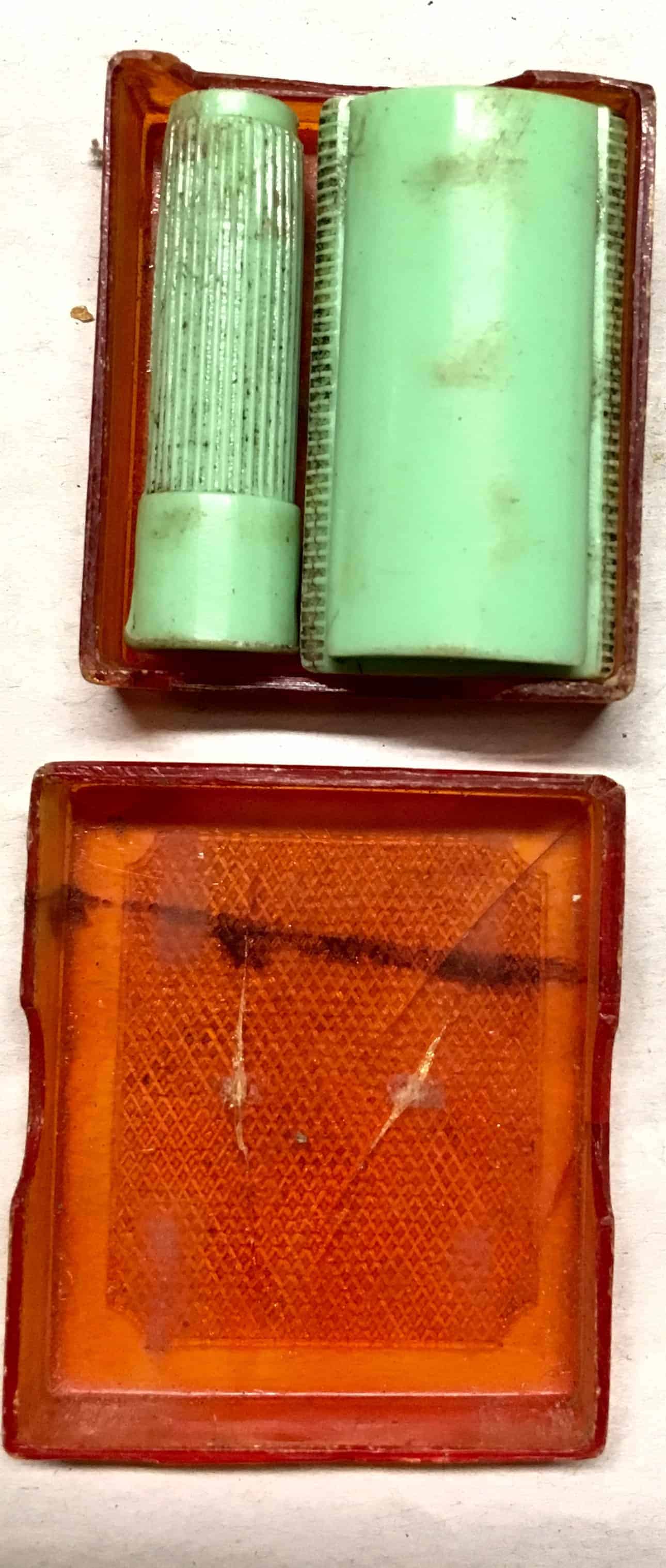 Viet Cong North Vietnamese Army Field Razor in Case - Enemy Militaria