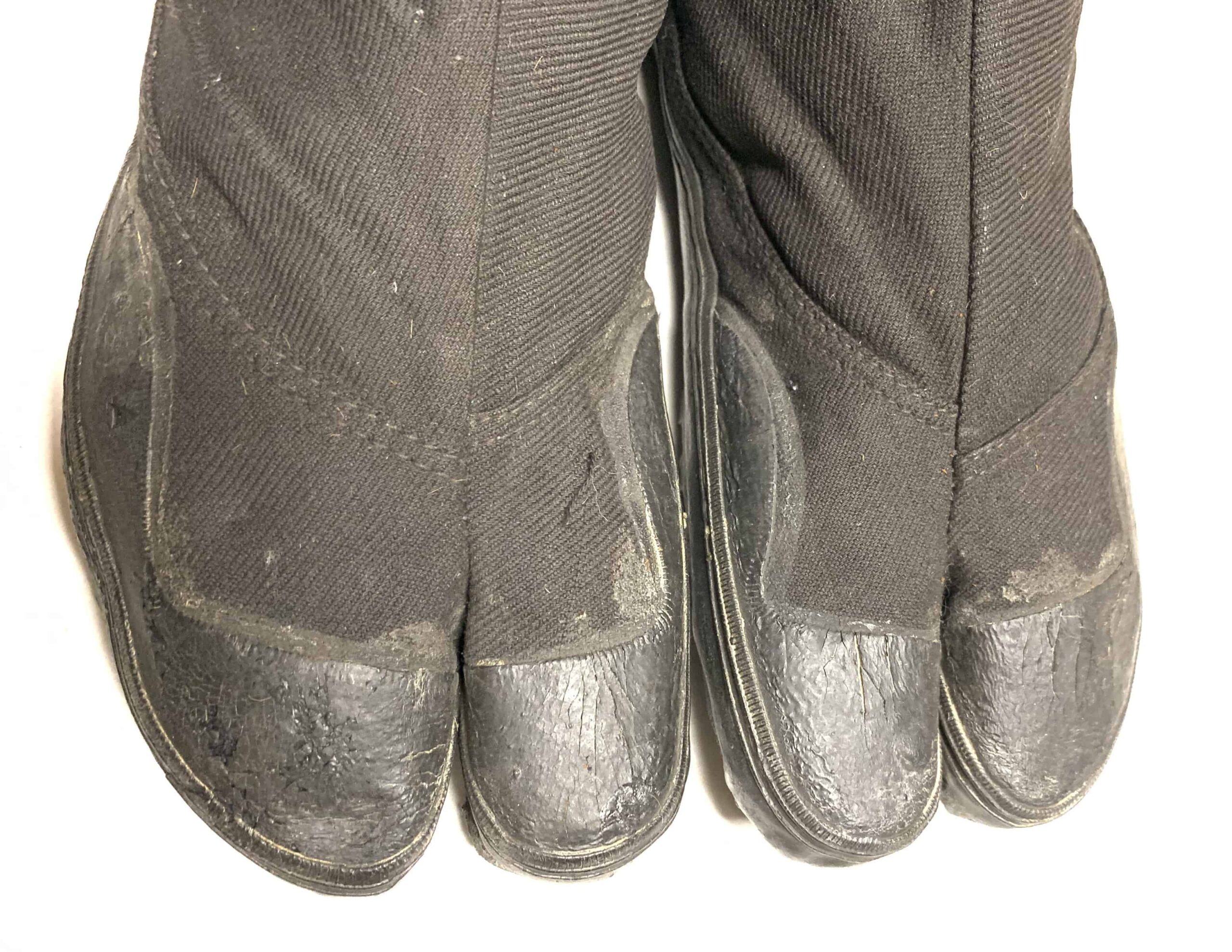 Japanese WW2 Army and Naval Landing Force Tabi Shoes - Image 2