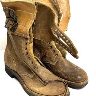US WW2 Buckle Boots Size 8 1/2 Unissued with Laces