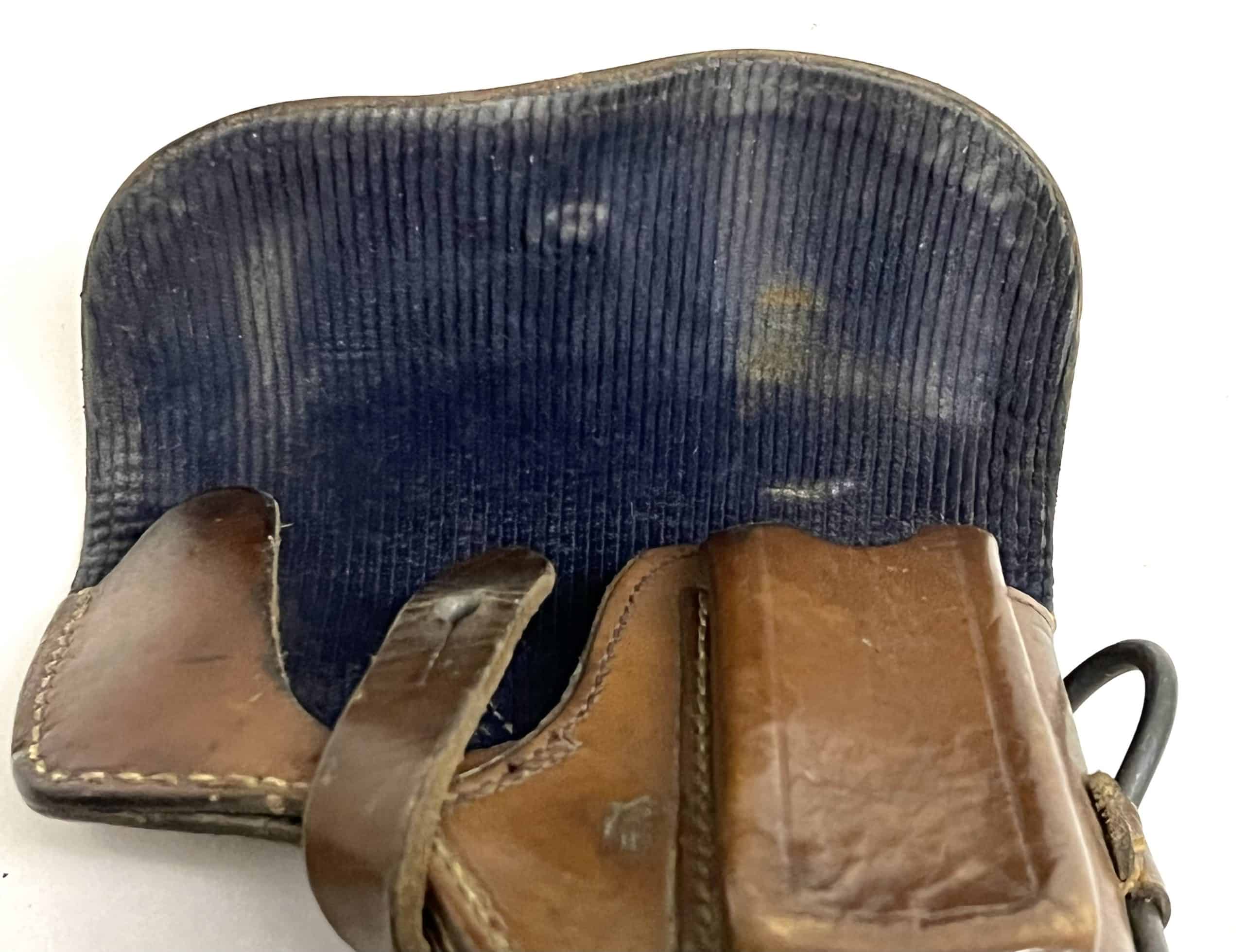 North Vietnamese Army T54 K54 TT33 Tokarev Holster with Blue Lining - Image 3