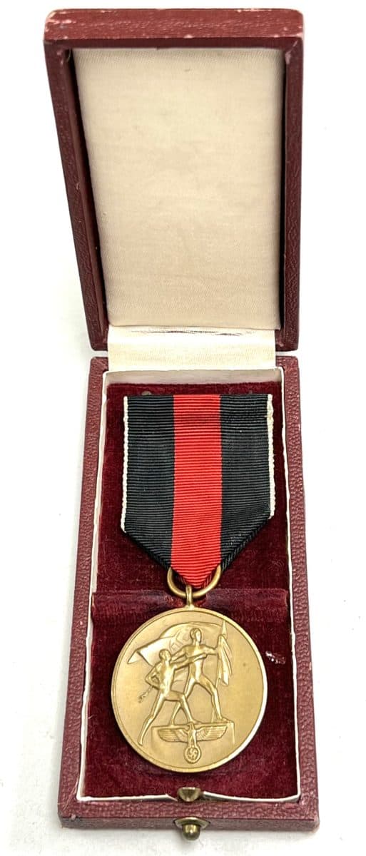 WW2 German Cased Czechoslovakian Anschluss Medal with Ribbon - Image 2