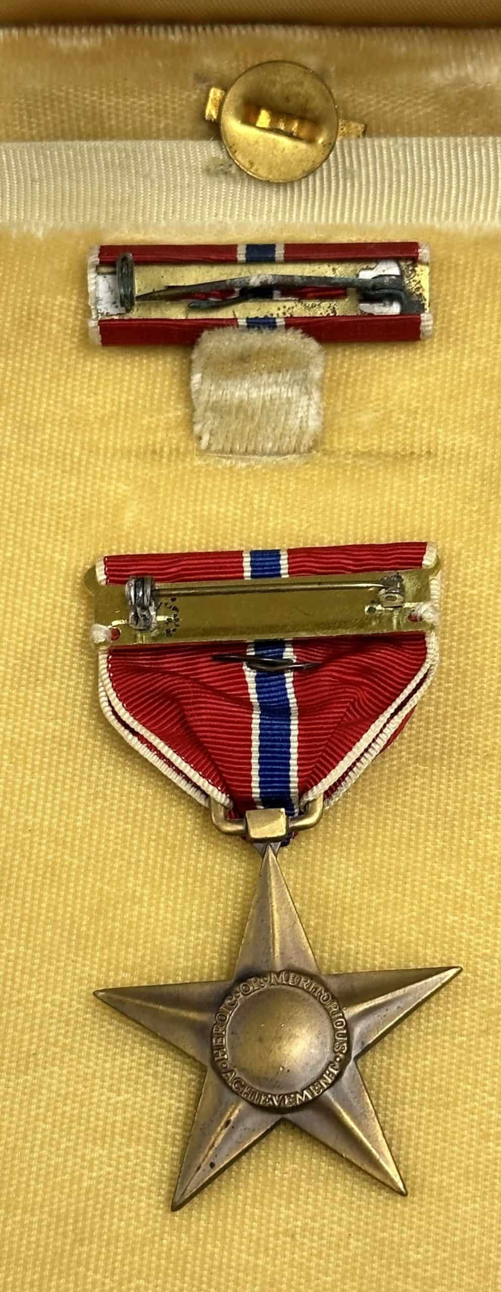 WW2 US Bronze Star Medal 2nd Award Complete Set - New in the Coffin Box - Image 4