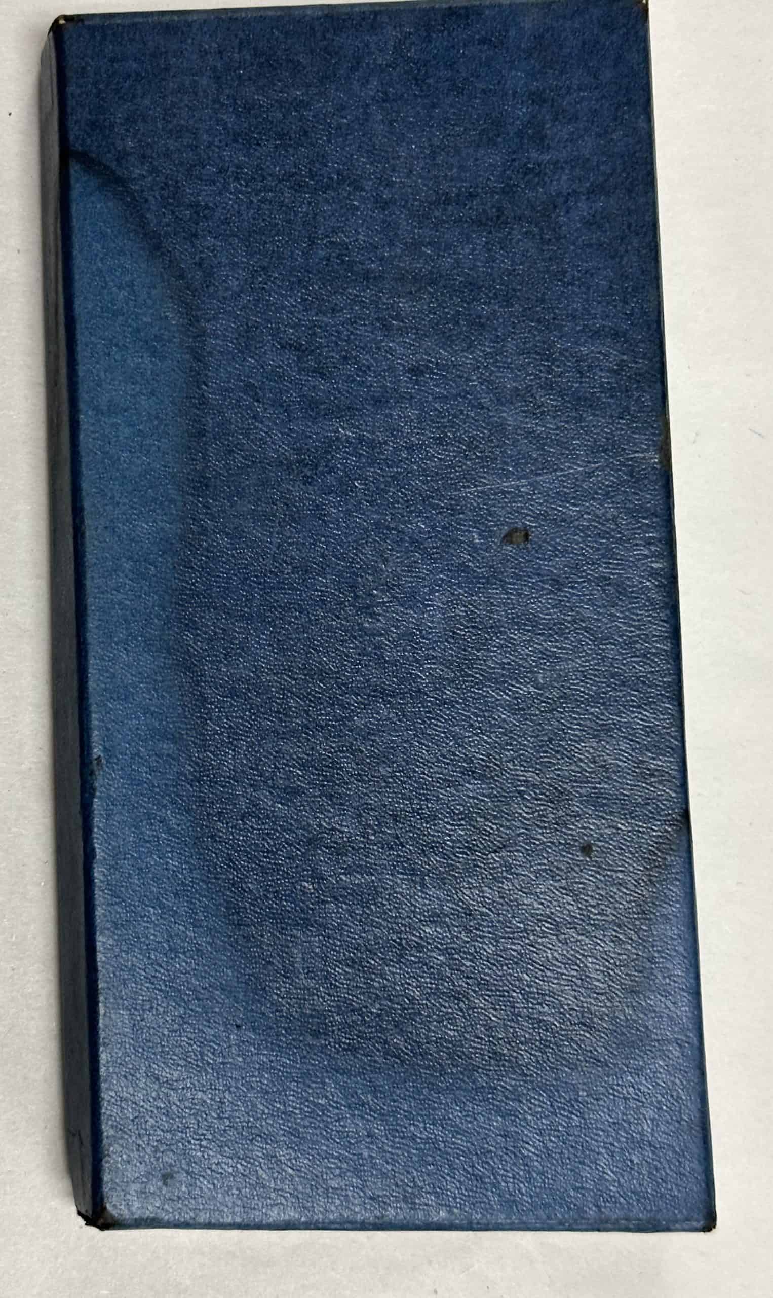 Vietnam US Air Medal Set Complete - New in Box 1967 - Image 4