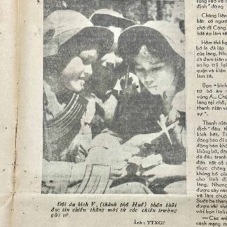 North Vietnamese Army Newspaper December 15, 1970 Photos of RPD Gunner & Female Guerillas