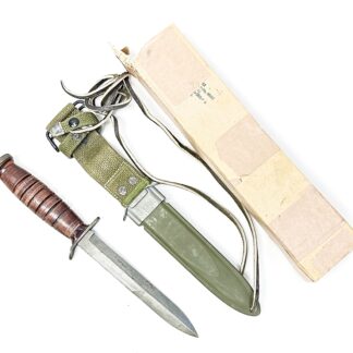 US WW2 M3 Fighting Knife with M8 Scabbard New Unissued in the Box