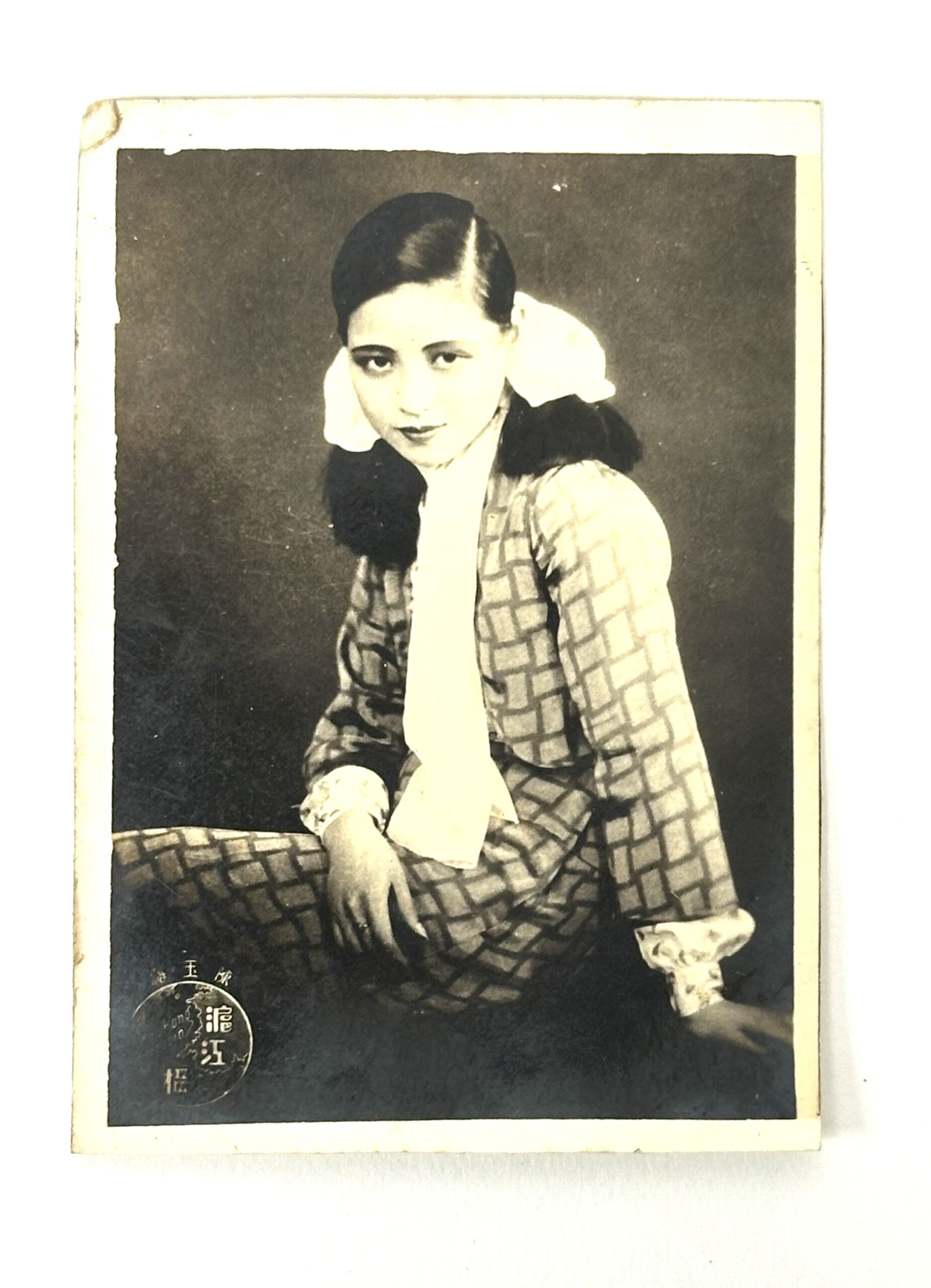 WW2 Japanese Pin Up Movie Star Photo Girl with Bows