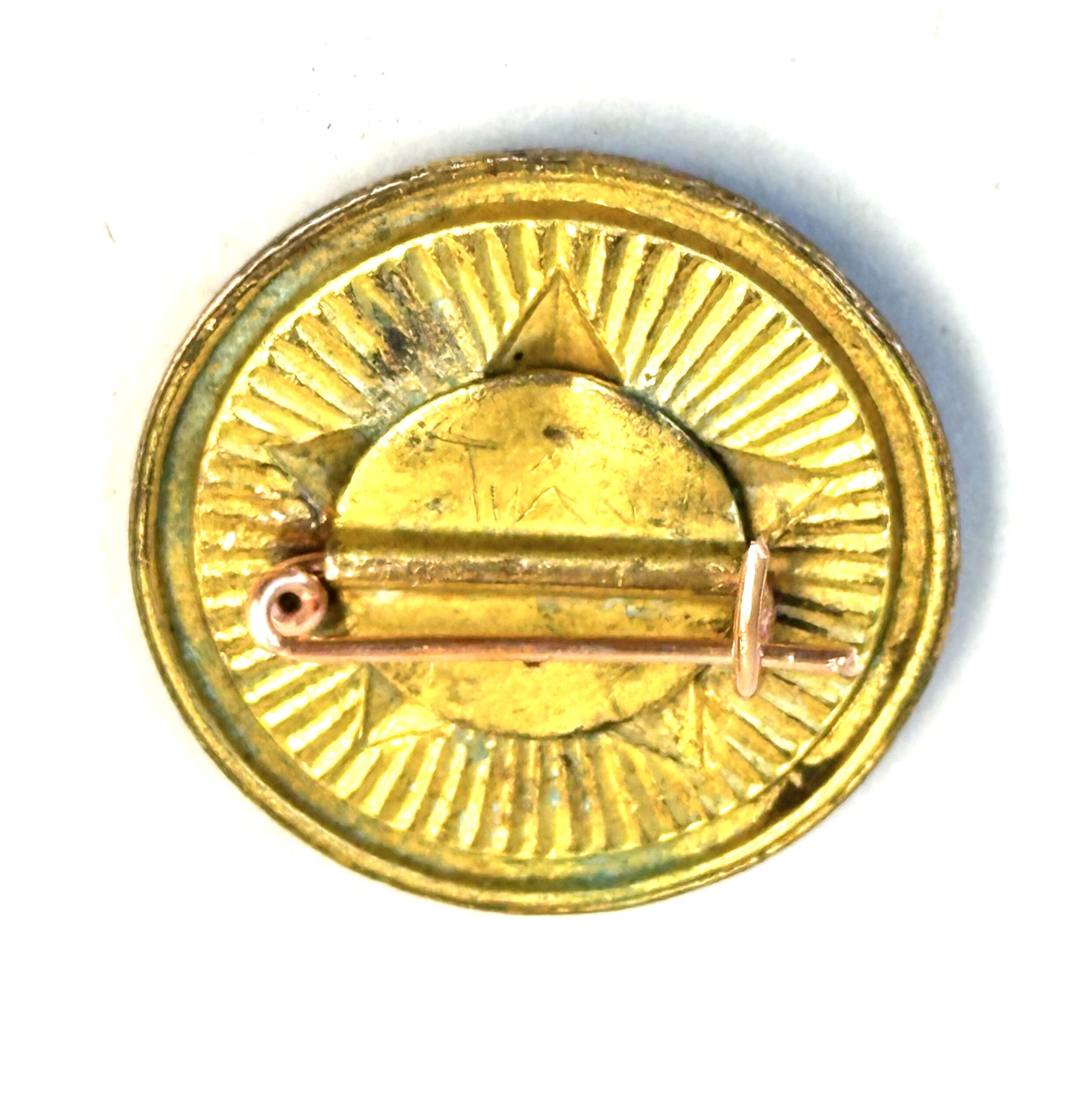 North Vietnamese Army 1st Model Brass Sun Helmet and Cap Badge - Image 7