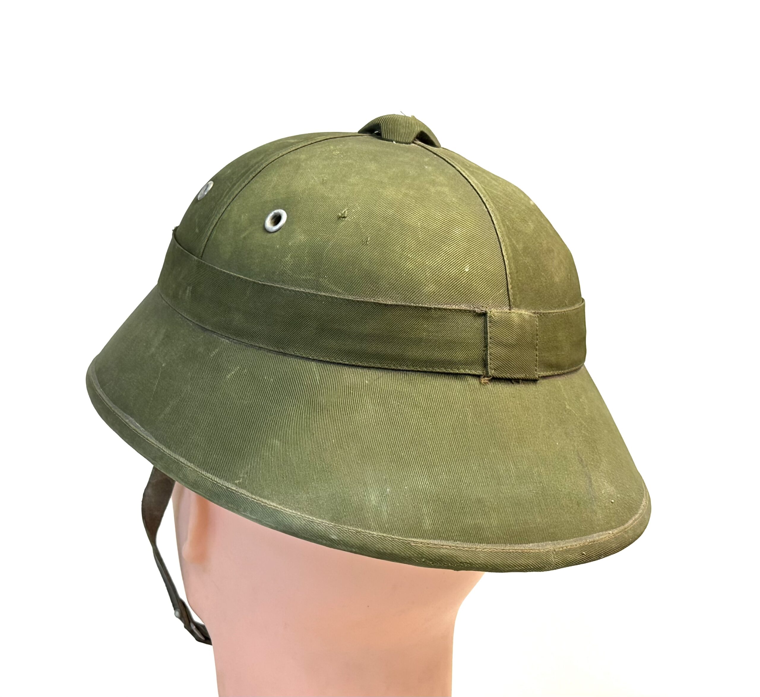 North Vietnamese Army Battledamaged 3rd Generation Cardboard Sun Helmet - Image 4